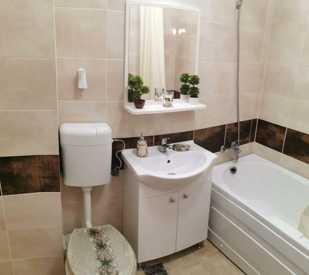 Starfish Apartament Năvodari Екстериор снимка